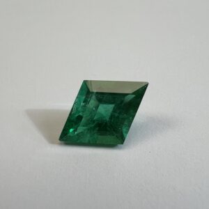 7.58 Ct. Kite